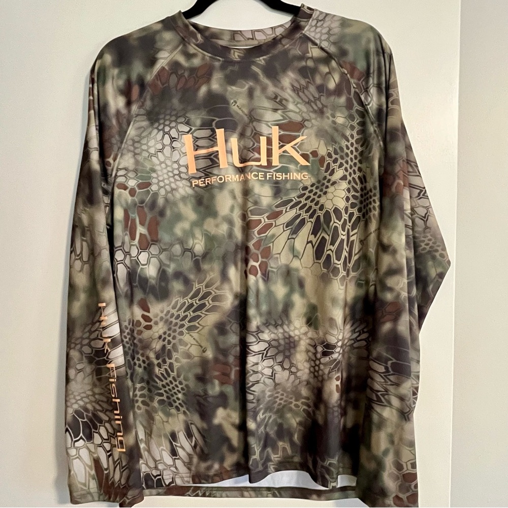Huk Kryptek Performance Fishing Long Sleeve - Mens Size Medium.